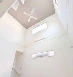 リビング吹抜け